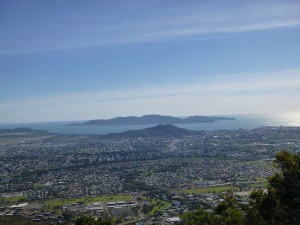Blick auf Townsville vom Mount Stuart