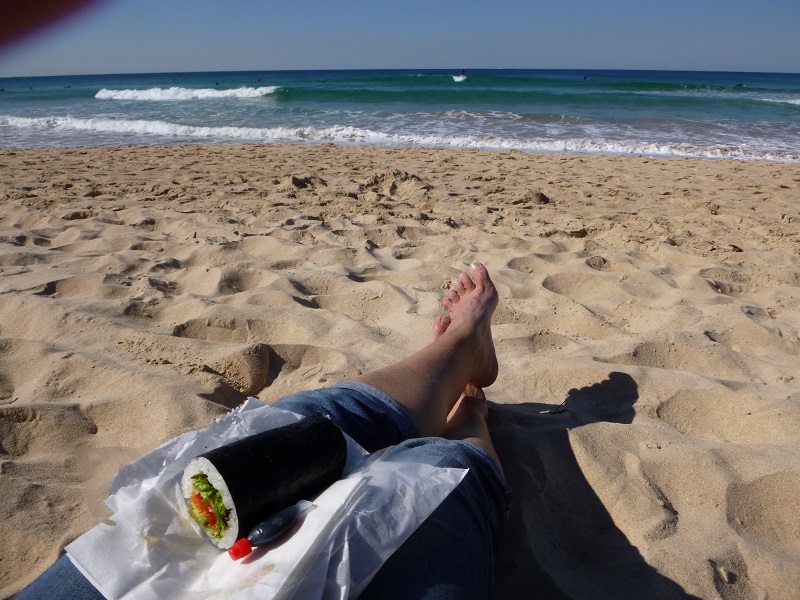 Lunchtime in Manly on the beach